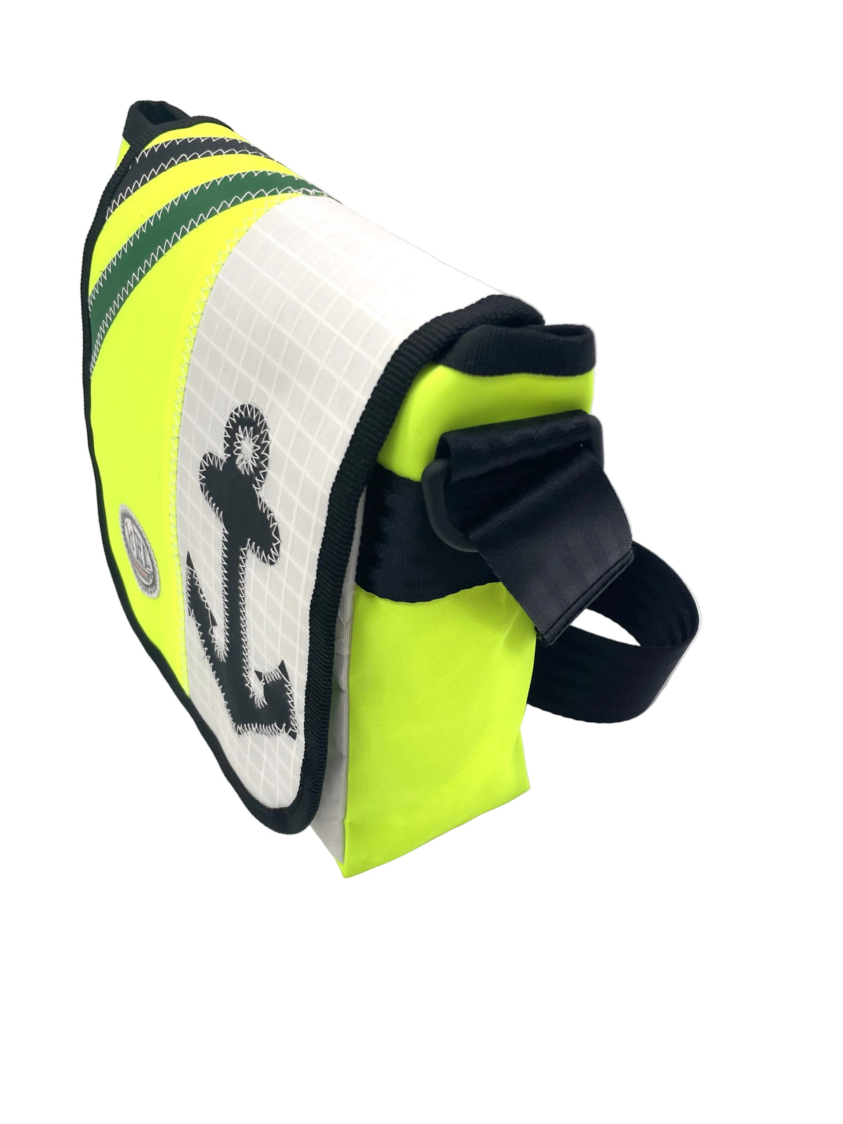 Messenger Bag S aus recyceltem Segeltuch