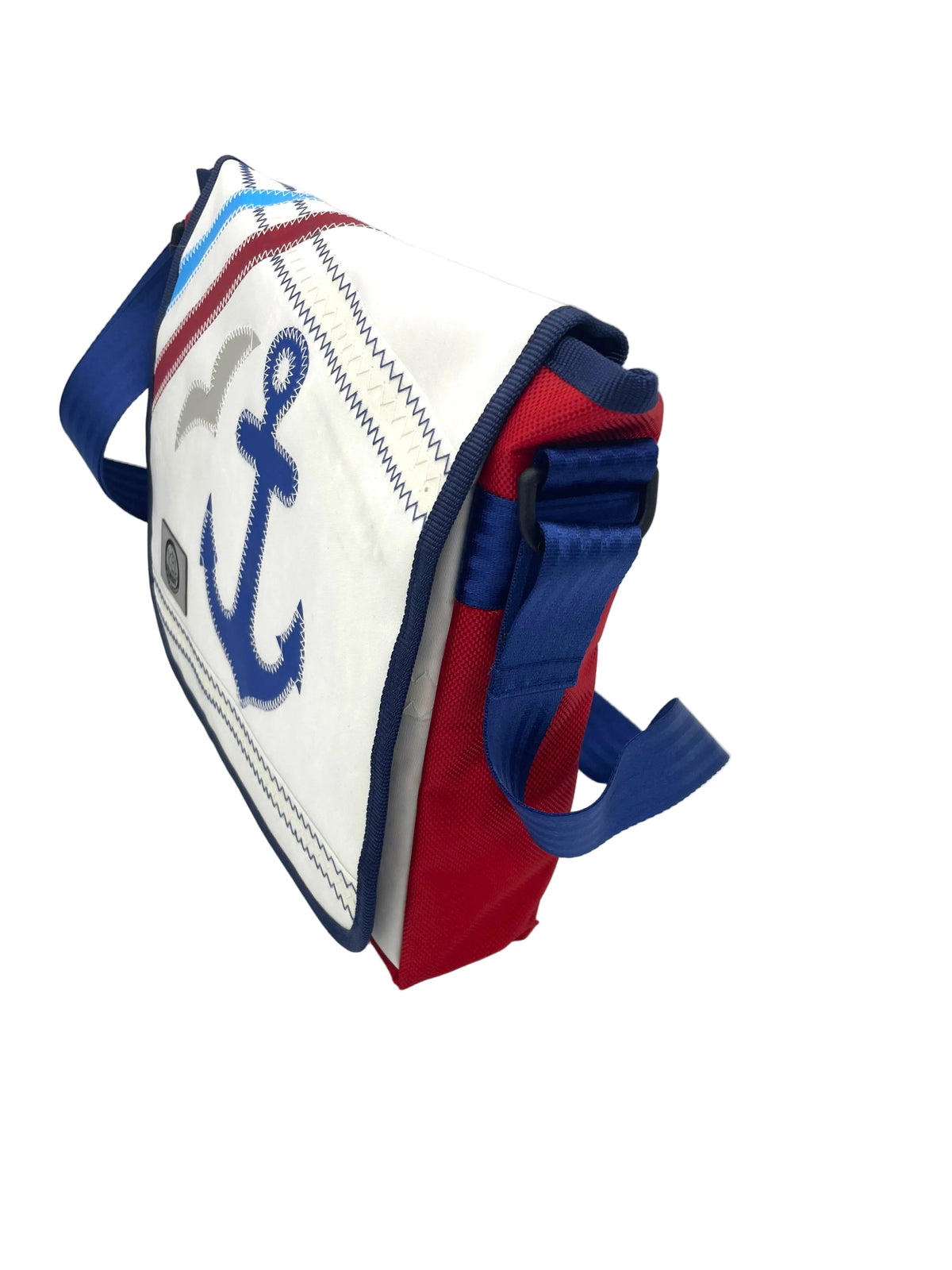 Messenger Bag L aus recyceltem Segeltuch