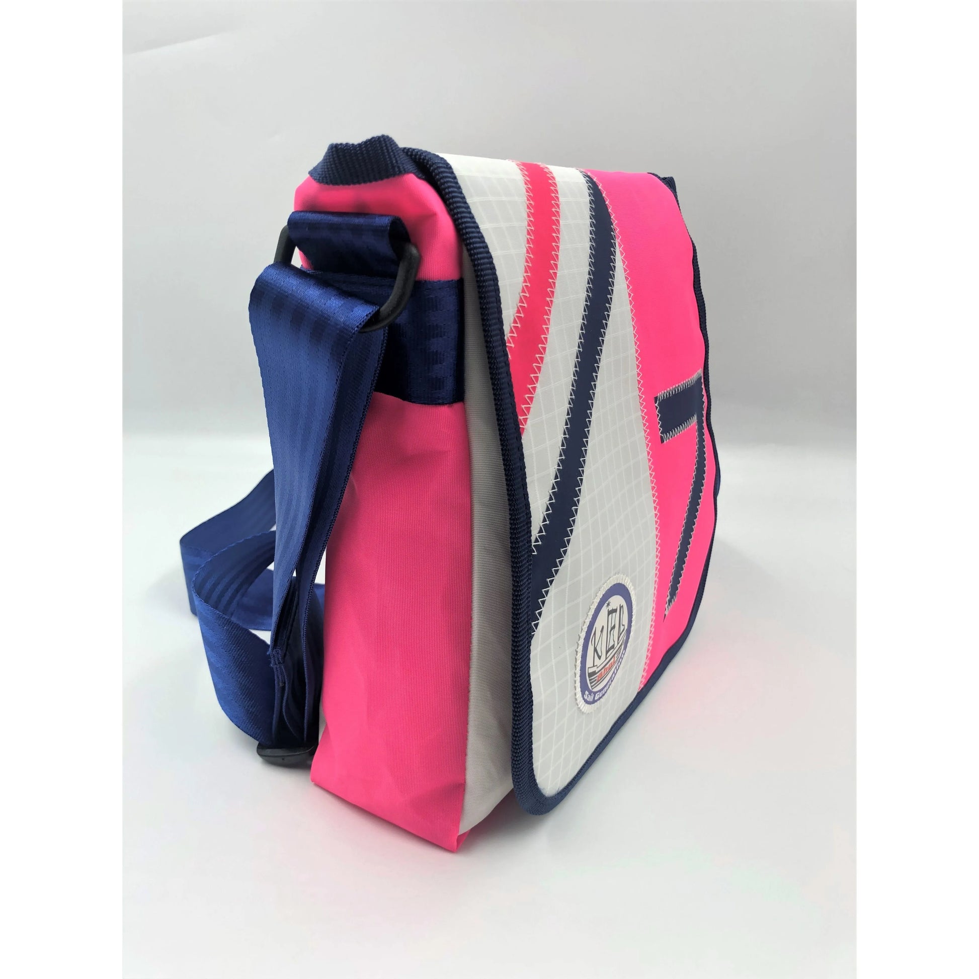 #Messenger Bag M- Segeltuch